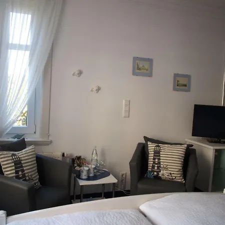 בית הארחה Haus Am