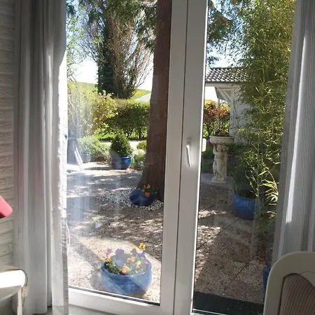 בית הארחה Haus Am